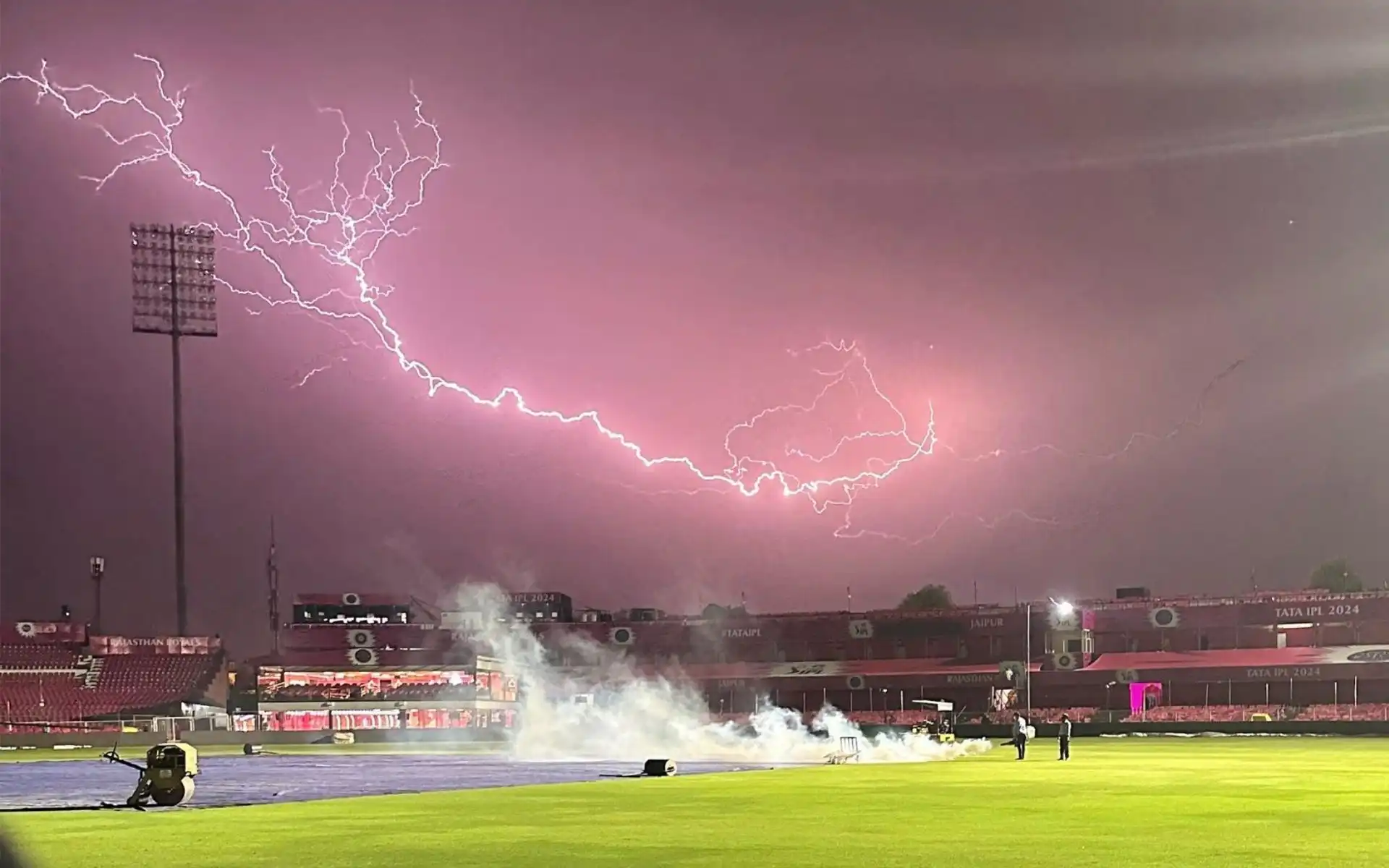 IPL 2025 In Danger! Rajasthan Royals' Sawai Mansingh Stadium Faces Bomb Threat